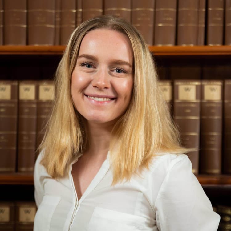 Headshot of Cecilie Danbolt Tveter